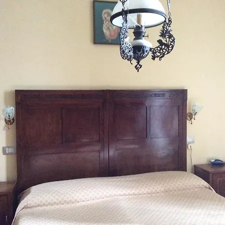 Della Quercia 3*